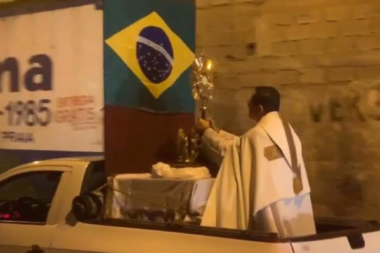 Itabiranos se apegam à religiosidade para superar pandemia de coronavírus; VEJA VÍDEOS