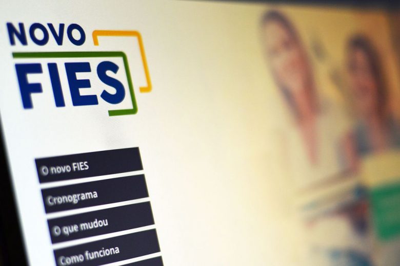 Prazo para renovação de contratos do Fies é prorrogado
