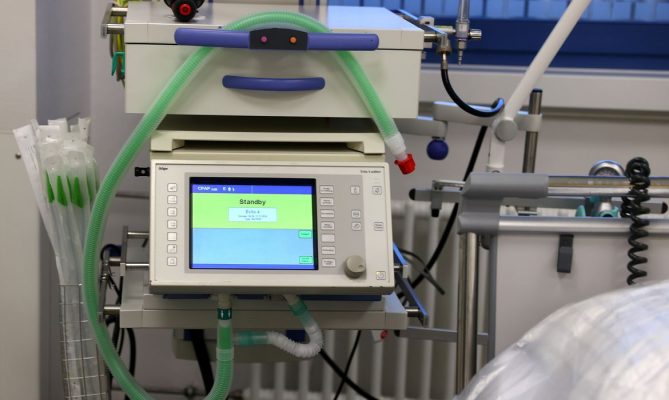 Anvisa disponibiliza guia para produção de ventilador pulmonar