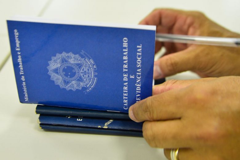 Economia MPs de contratos trabalhistas preservaram mais de 1 milhão de empregos