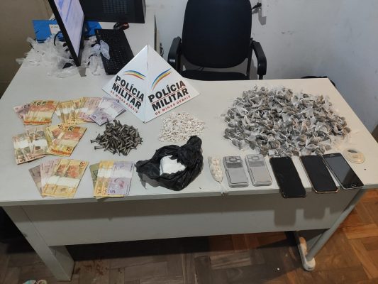 grupo-e-detido-e-quase-mil-unidades-de-drogas-sao-apreendidas-em-sao-goncalo