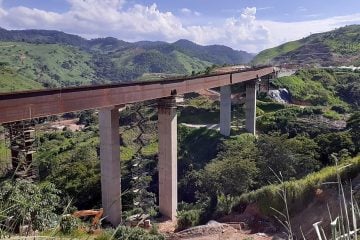 Vigas metálicas aceleram obras em ponte na BR-381