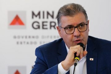 Retorno de atividades e circulação desordenada de pessoas alarmam governo mineiro
