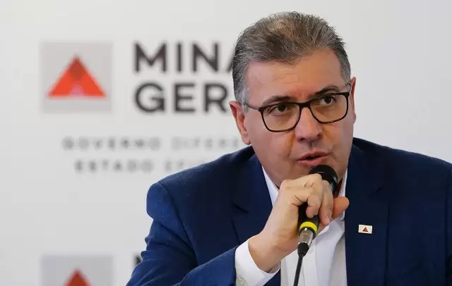 Retorno de atividades e circulação desordenada de pessoas alarmam governo mineiro