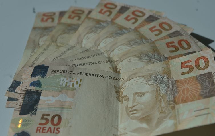 Previsão do mercado financeiro para inflação sobe para 3,87% neste ano