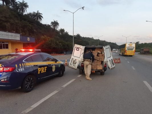 cinco-sao-presos-e-caminhonete-clonada-e-apreendida-pela-prf-na-br-381