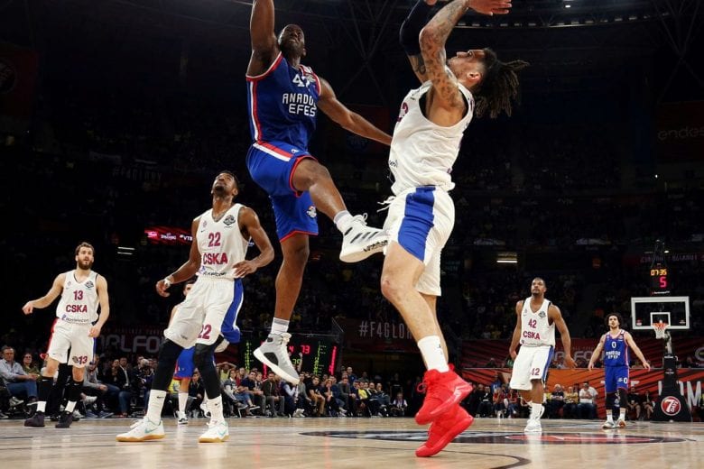 Euroliga com 18 equipes de dez países diferentes é cancelada