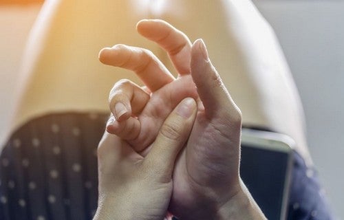 Tiques podem ser desencadeados em tempos estressantes de isolamento social