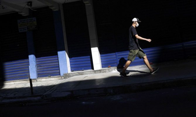 ufmg-aponta-que-manutencao-do-isolamento-pode-beneficiar-economia-de-minas-gerais
