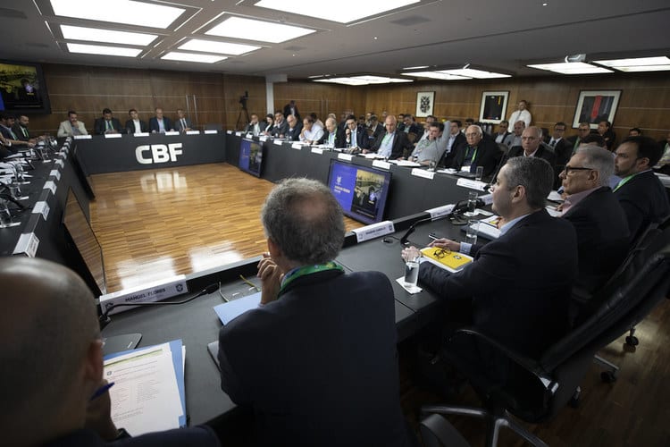 CBF disponibiliza linha de crédito a clubes da Série A e antecipa cota para Série B