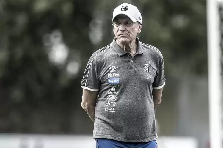 Técnico do Santos lamenta desvantagem de paulistas contra rivais: ‘Não será fácil’