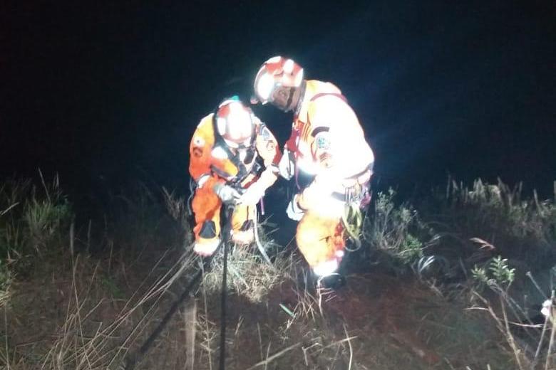 Operação para salvar Henrique, do Cruzeiro, contou com quatro equipes do Corpo de Bombeiros, militares e brigadistas