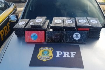 PRF apreende 36 tabletes de cocaína em fundo falso de carro na BR-381