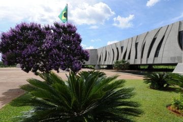STJ decide que trabalhador com doença grave não tem isenção de IRPF
