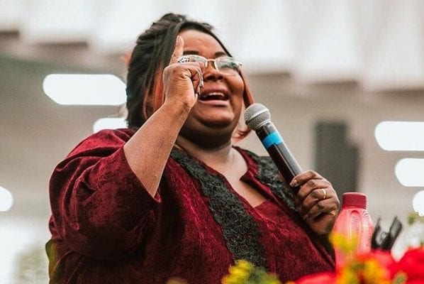 cantora-gospel-fabiana-anastacio-morre-em-sao-paulo