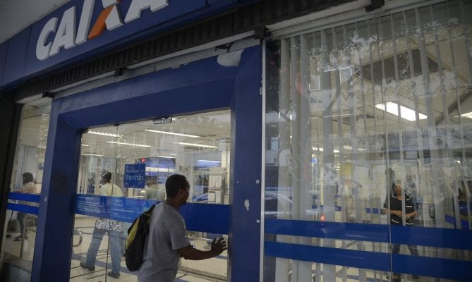 Auxílio emergencial pode beneficiar 46 milhões de brasileiros
