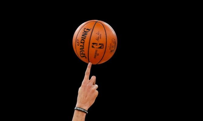 NBA volta hoje com clássico na Disney, mas com novo regulamento