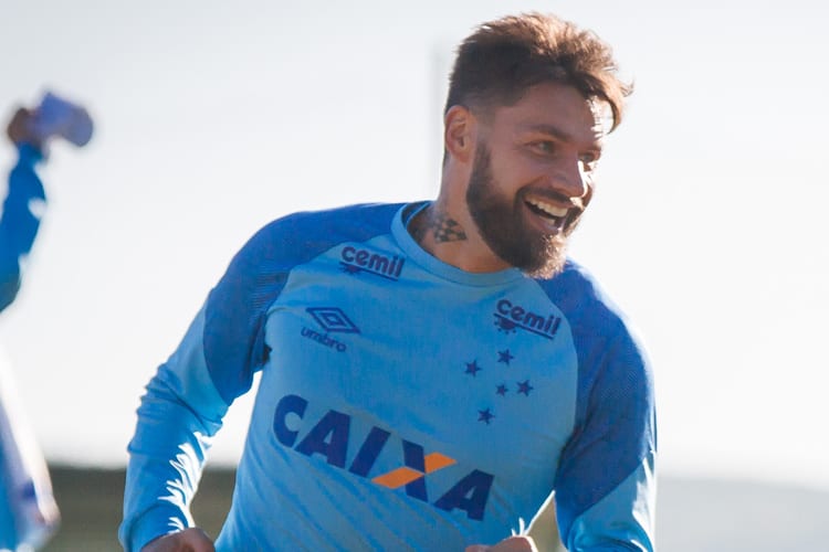 Cruzeiro anuncia acordo com Tigres-MEX para pagar dívida por Rafael Sobis cobrada na Fifa