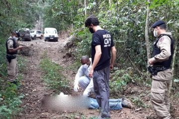 Homem é morto com tiro na cabeça e corpo é encontrado em meio à matagal em Itabira