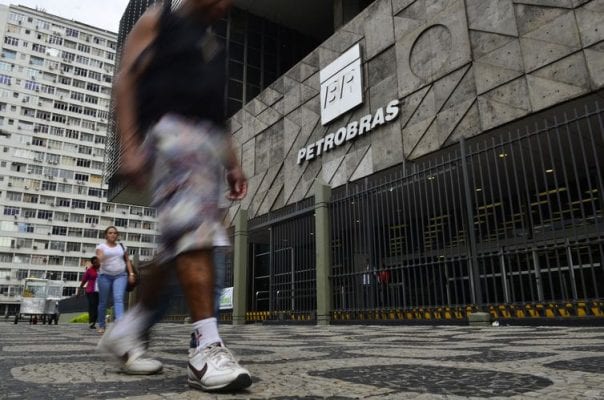 Petrobras destina R$ 76 mi de recursos de leniência pata combate à Covid