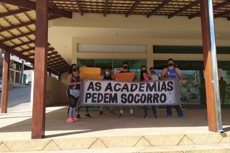 Acimon pede abertura de mais segmentos e cobra empenho da Prefeitura