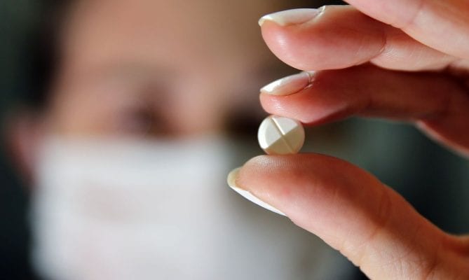 anvisa-proibe-venda-sem-receita-de-cloroquina-e-ivermectina