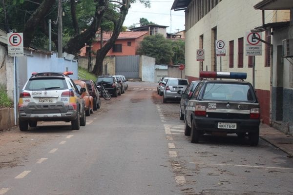 dono-de-oficina-e-preso-por-espiar-funcionaria-no-banheiro