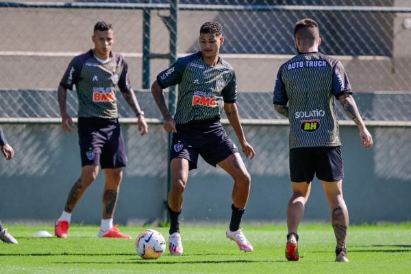em-primeiro-teste-apos-pausa-da-pandemia-atletico-vence-jogo-treino-contra-o-america