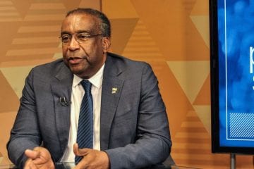 Publicado decreto que torna sem efeito nomeação de Decotelli para o MEC