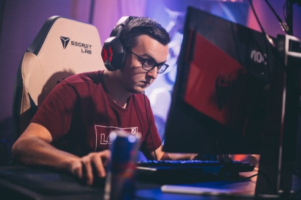 Torneio mundial de LoL x1 para amadores inicia classificatória no Brasil