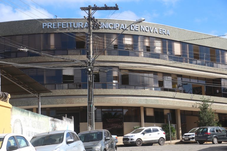 Prefeitura de Nova Era abre vaga para auxiliar de serviços gerais