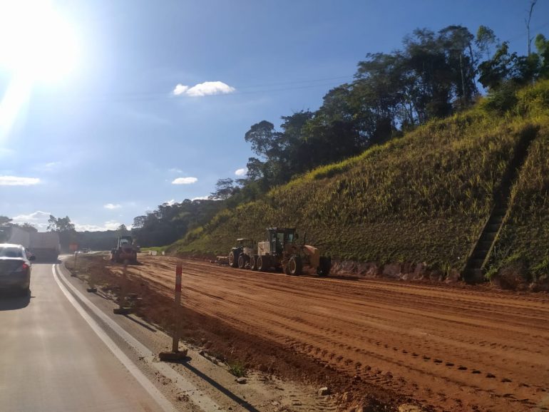 Retrabalho: trecho duplicado e já liberado da BR-381 em Barão é interditado para obra