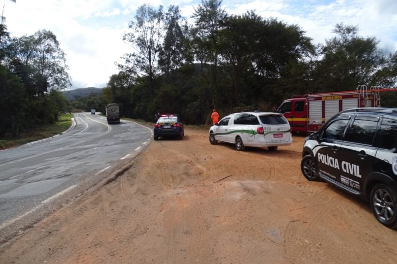 Motociclista morre e passageira é socorrida em estado grave na BR-381 em São Gonçalo