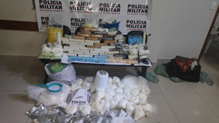 pm-apreende-crack-maconha-e-cerca-de-150-kg-de-cocaina-em-ipatinga