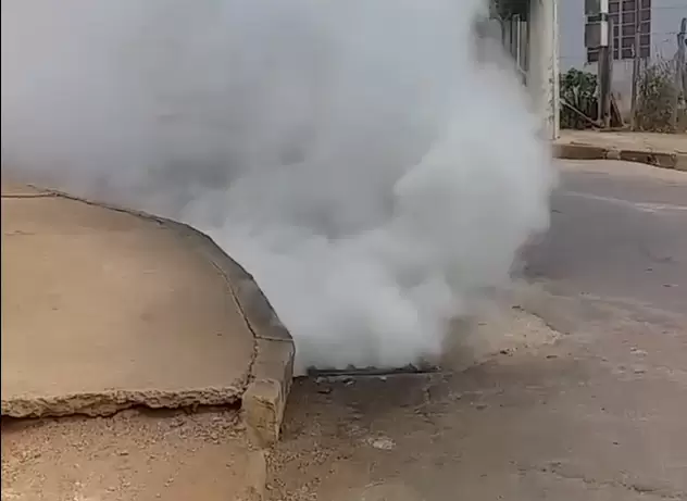 Moradores se assustam com fumaça saindo de bueiros em Monlevade; VEJA O VÍDEO!