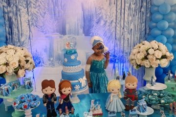 OncoViva realiza festa surpresa inspirada no filme Frozen para menina com câncer