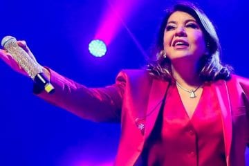Após sofrer acidente de carro, Roberta Miranda tranquiliza fãs