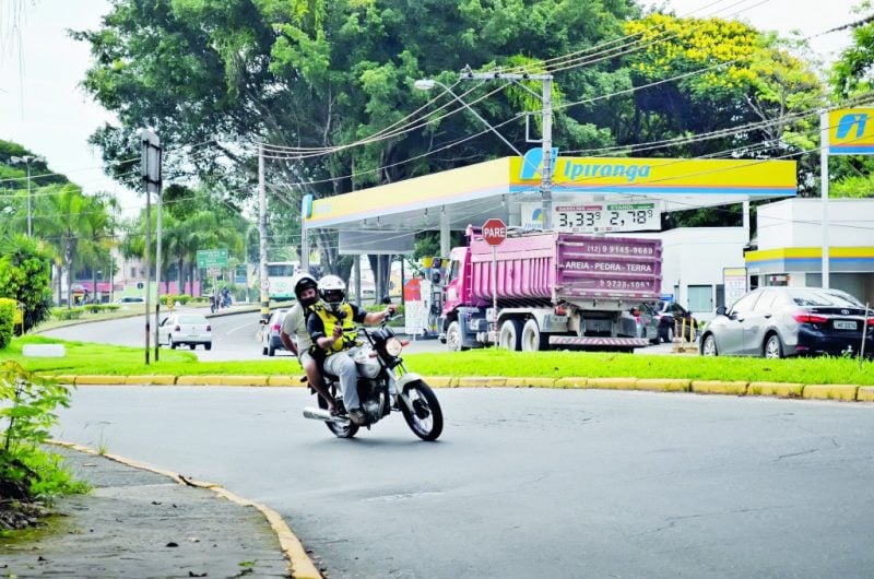 Mototaxistas em Santa Bárbara podem receber auxílio de um salário mínimo