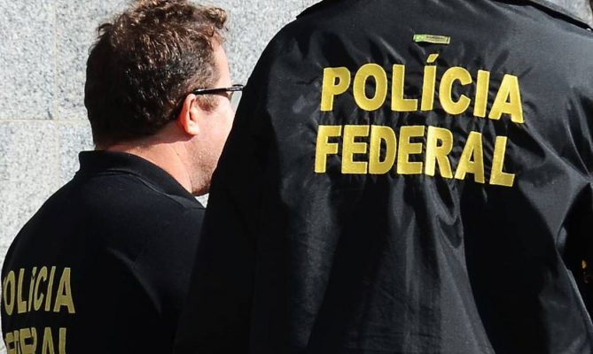 PF prende pastor acusado de promover discurso de ódio contra judeus