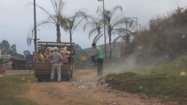 Vereador de João Monlevade, assume que jogou “entulho limpo” em local inapropriado