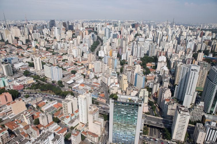 Financiamento imobiliário com recursos da poupança cresce 57% em 2020 Financiamento imobiliário com recursos da poupança cresce 57% em 2020