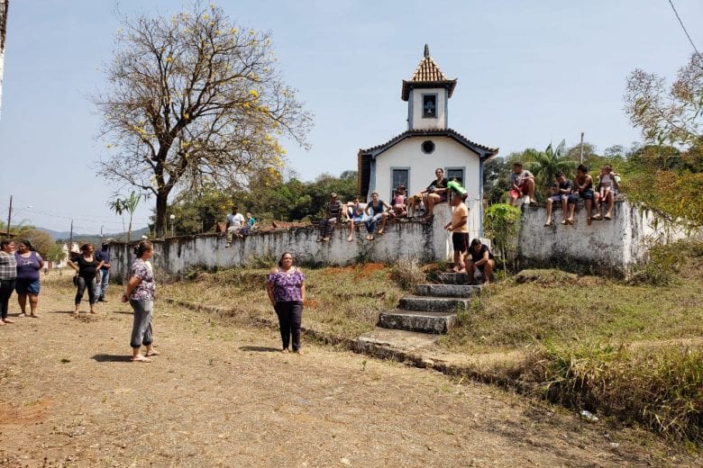 Justiça determina retirada de atingidos que ocupam área evacuada em Barão