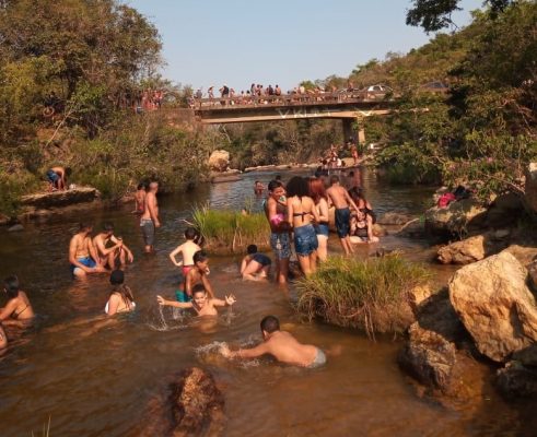 atrativos naturais turistas feriado