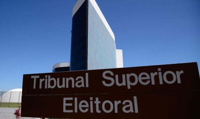 Ao TSE, candidatos dizem guardar R$ 5,6 milhões em dinheiro em casa