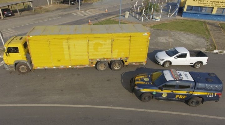 prf-apreende-carga-de-bebidas-avaliada-em-r-140-mil