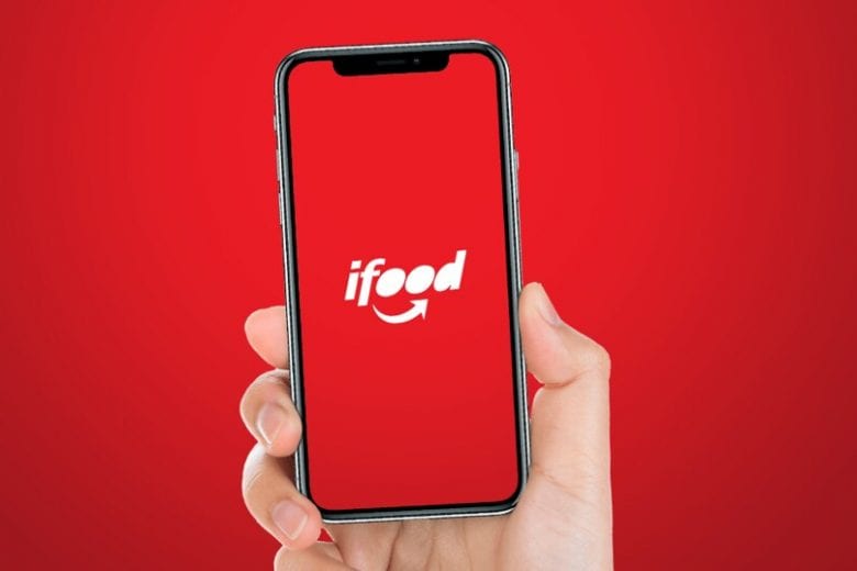 iFood invadido: funcionário troca nomes de restaurantes por mensagens políticas