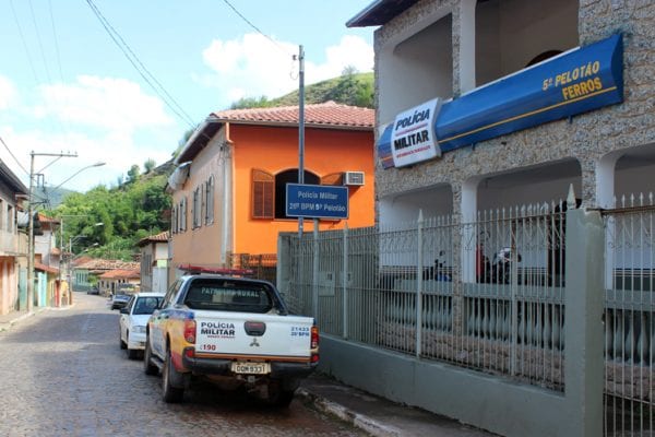 funcionarios-encontram-casa-loterica-arrombada-nesta-terca-feira