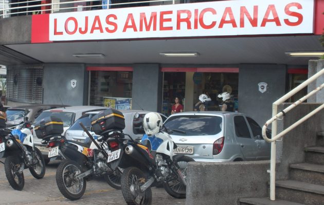 mulher-e-presa-por-tentativa-de-furto-na-lojas-americanas
