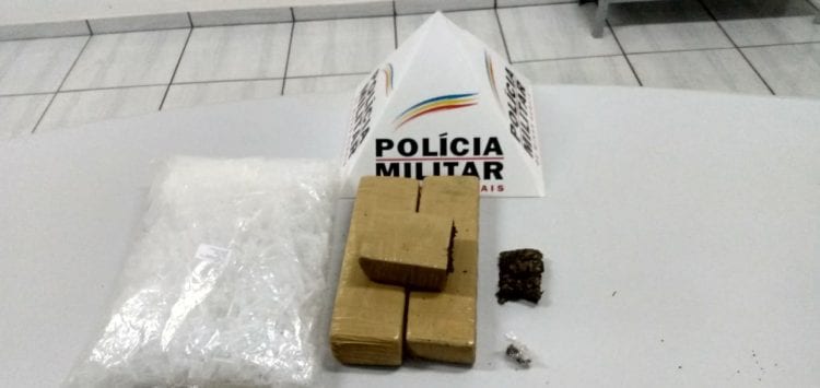 operacao-contra-o-trafico-apreende-maconha-no-santa-marta
