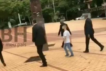 Fim do mistério? Quem é o menino cercado de seguranças na Praça do Papa